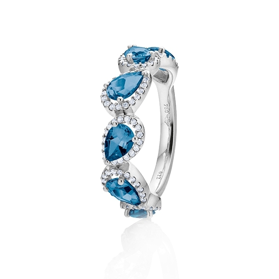 Ring "Jennifer x Espressivo" 750WG, Topas London blue facettiert 6x4 mm, 102 Diamanten Brillant-Schliff 0.21ct TW/si1