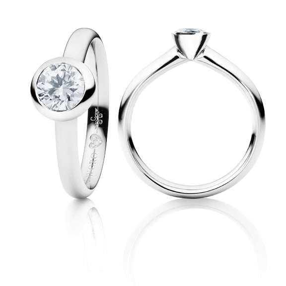 Ring "Diamante in Amore" 750WG Zargenfassung Hütchen, 1 Diamant Brillant-Schliff 0.70ct TW/vs1 GIA Zertifikat, 1 Diamant Brillant-Schliff 0.005ct TW/vs1