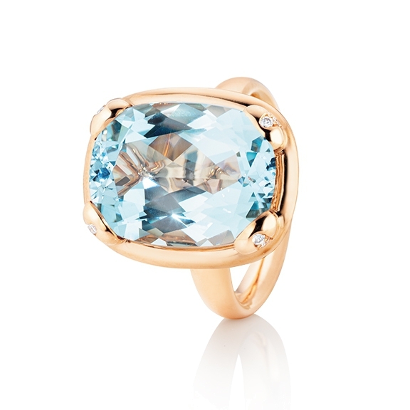 Ring "Capriccio" 750RG, Topas sky blue  antik facettiert 16 x12 mm ca. 11.40ct, 8 Diamanten Brillant-Schliff 0.04ct TW/vs1