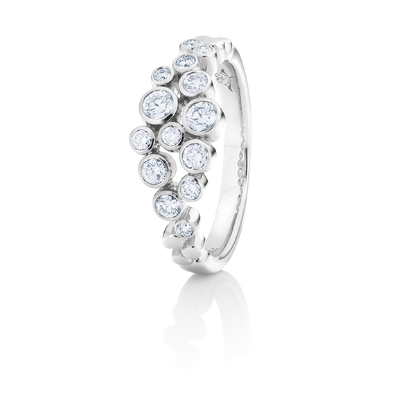 Ring "Prosecco" 750WG, 14 Diamanten Brillant-Schliff 0.46ct TW/vs